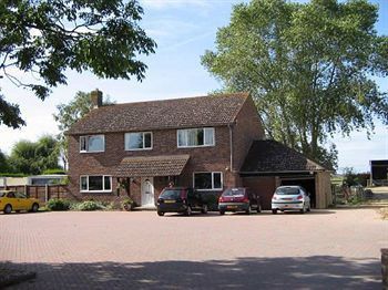 Willowbrook Riding Centre Chichester Buitenkant foto